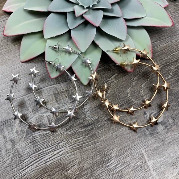 Made Of Stars Hoop Earrings - Gold - Picture 5 of 5